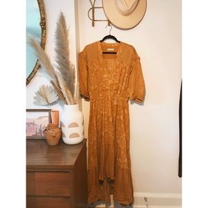 Spell & the Gypsy Lioness gown. Size: xl